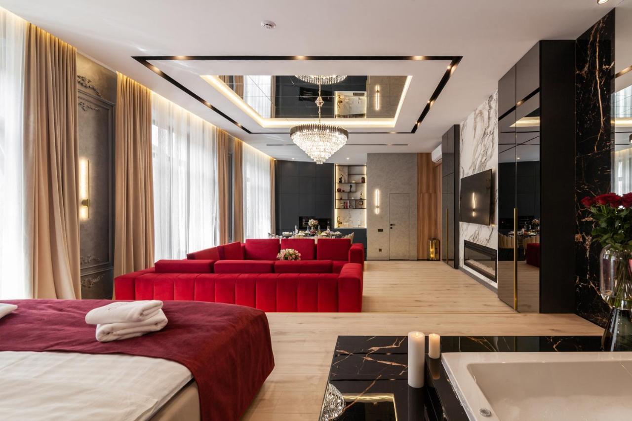 Aristo Jacuzzi Hotel 리비프 외부 사진