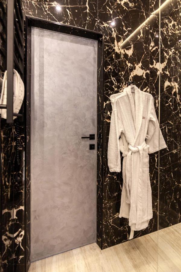 Aristo Jacuzzi Hotel 리비프 외부 사진